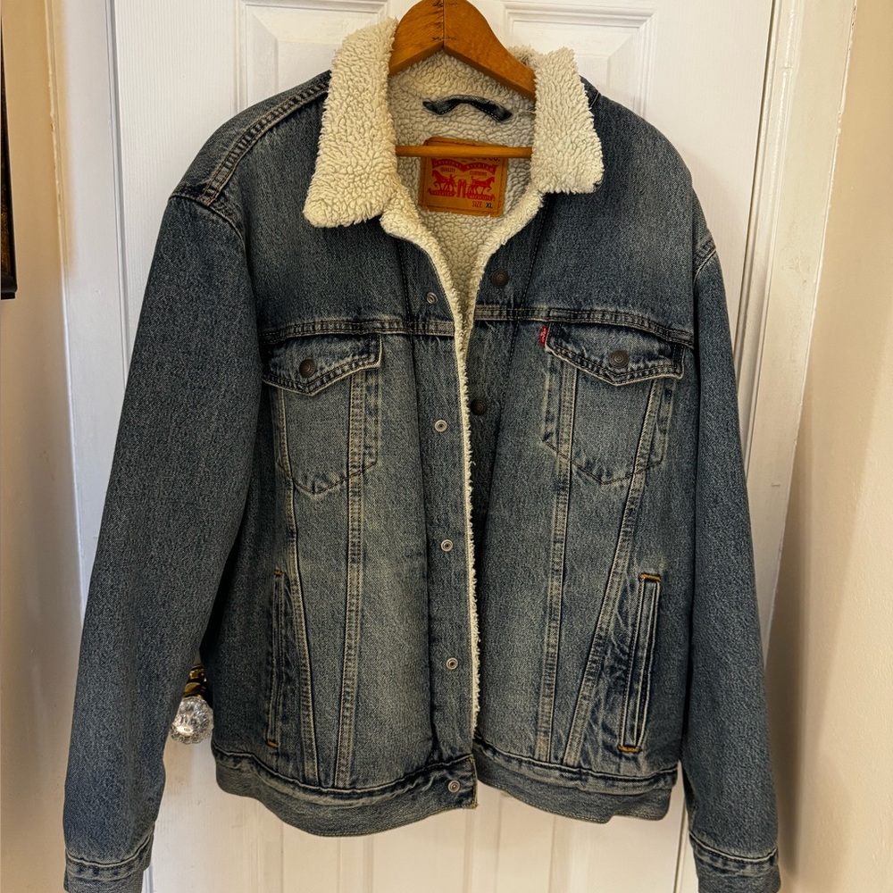Levi's Sherpa Lined Denim Jacket